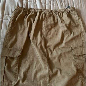 NWT Midi soft cargo elastic waist skirt, women’s medium, neutral olive